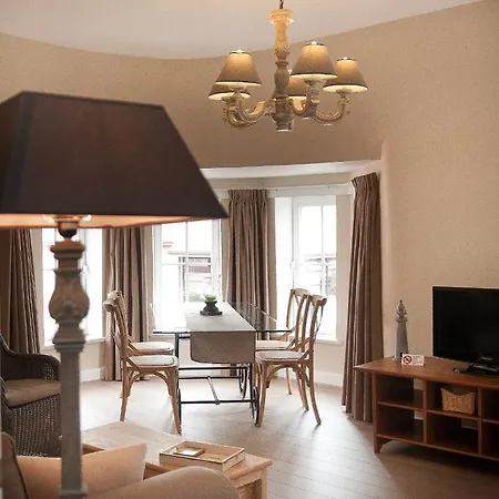 La Tourelle Hotel 3*