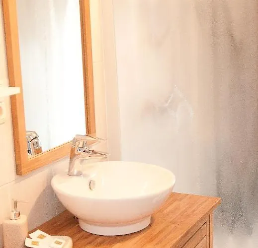 La Tourelle Hotel 3*